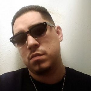 Meet your Posher, Santos